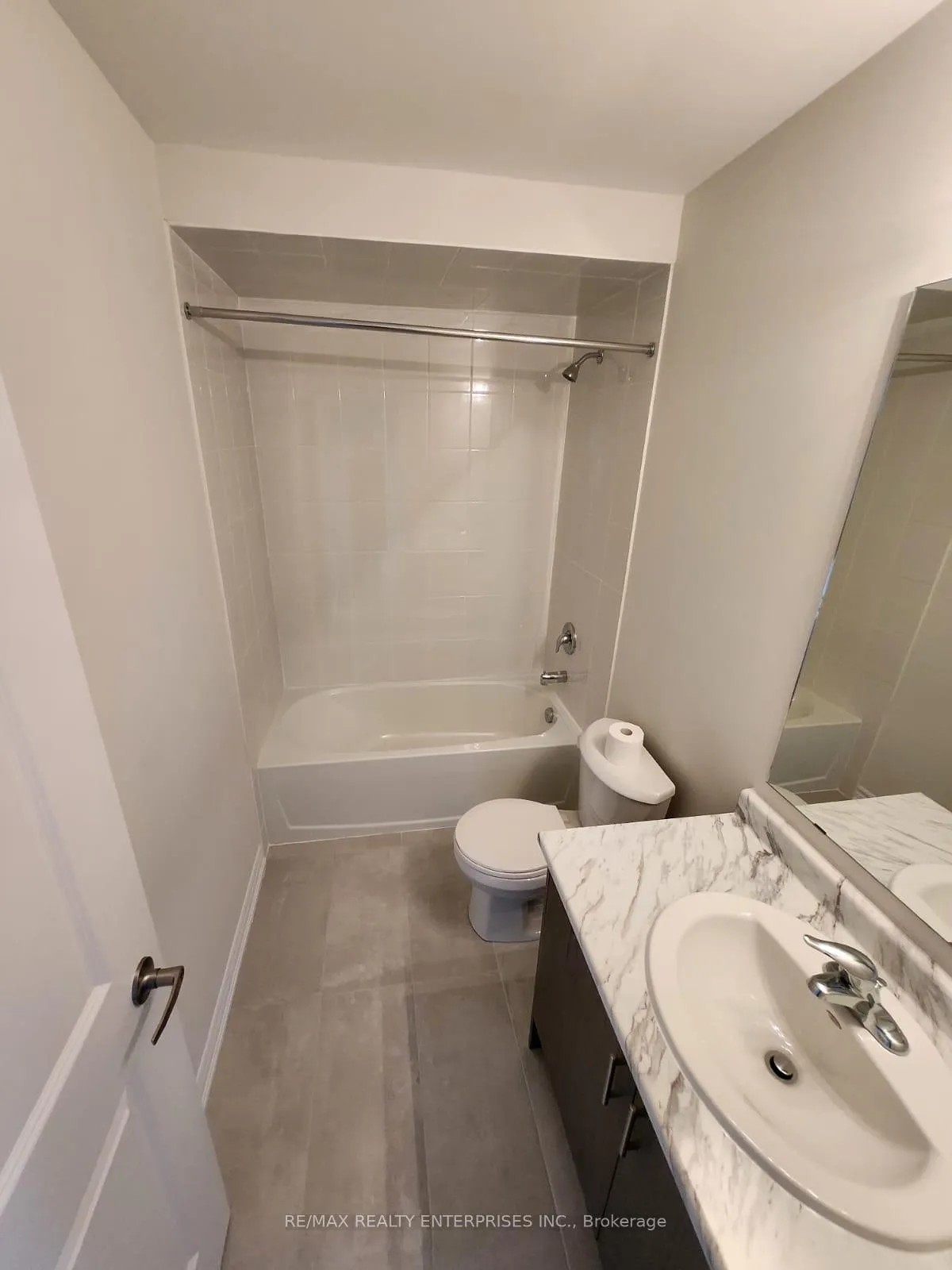 Photo 14 of Unit 1, 140 Nottingham Road, Barrie, Rural Barrie Southeast — HOMEH