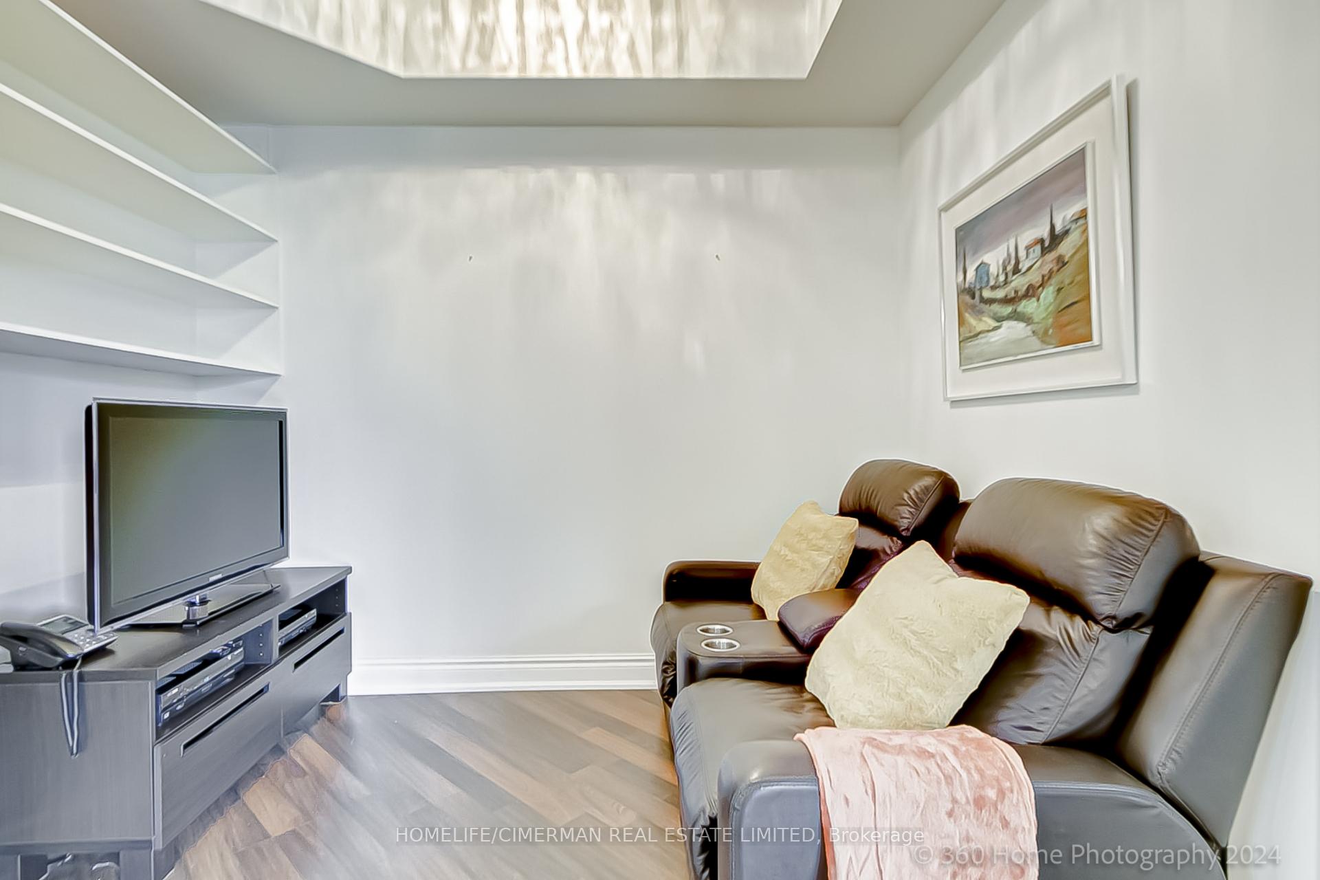 Photo 9 of Unit 216, 2396 Major Mackenzie Drive, Vaughan, Maple — HOMEH