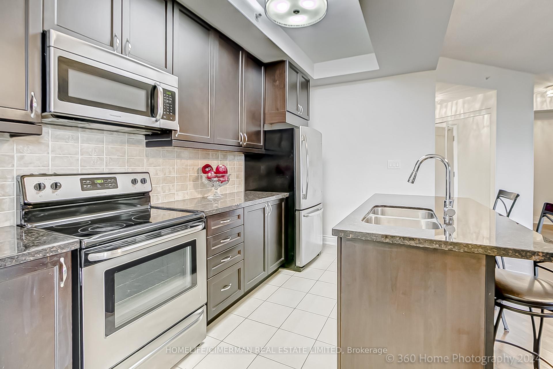 Photo 12 of Unit 216, 2396 Major Mackenzie Drive, Vaughan, Maple — HOMEH