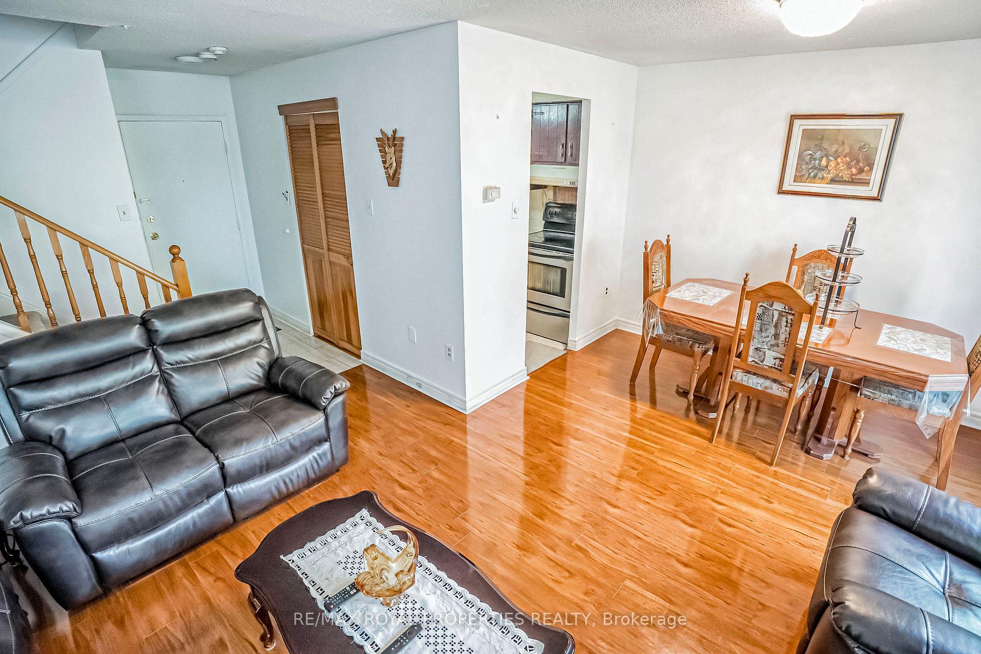 Photo 12 of Unit 297, 165 Cherokee Boulevard, North York, Pleasant View — HOMEH