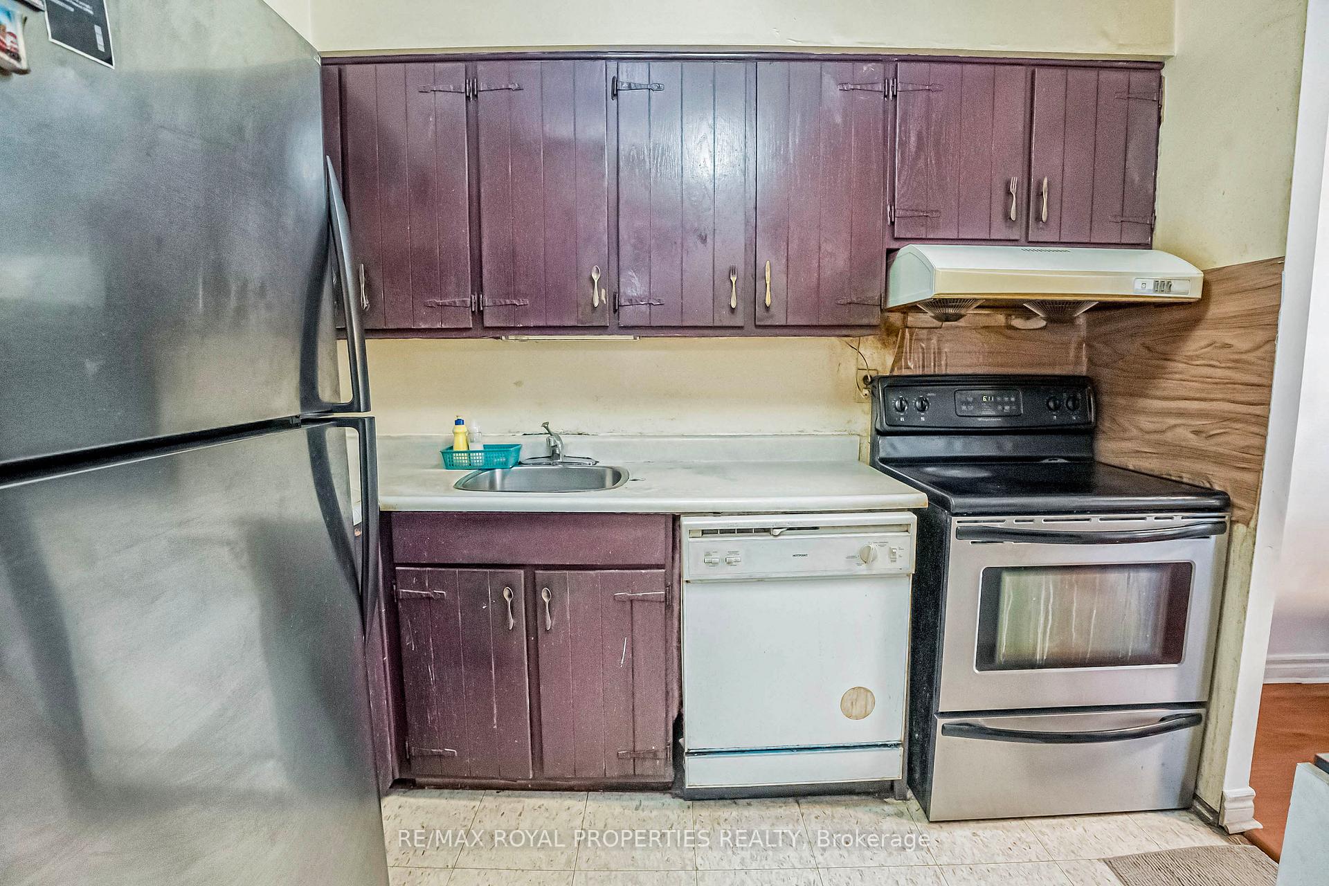 Photo 16 of Unit 297, 165 Cherokee Boulevard, North York, Pleasant View — HOMEH