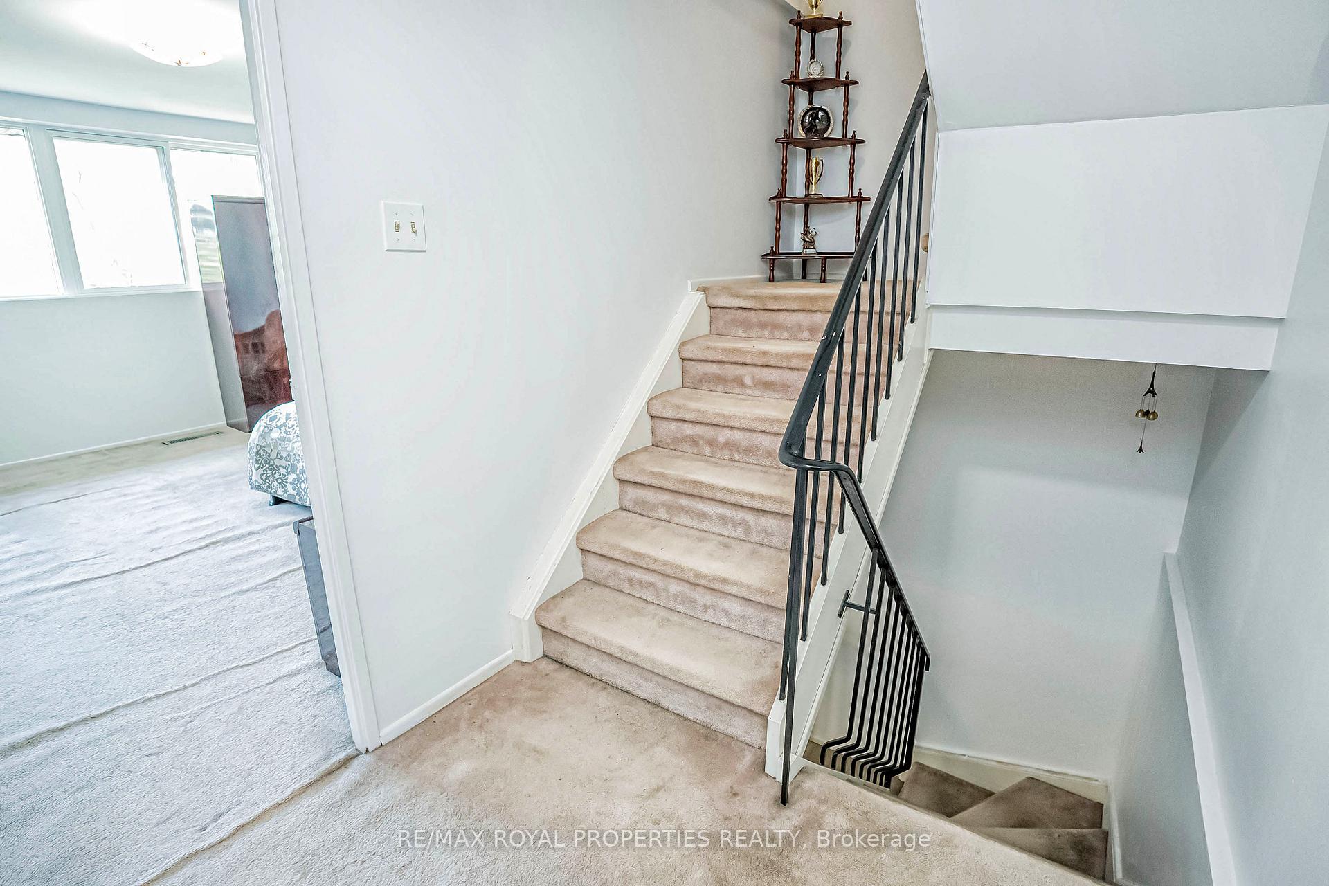 Photo 18 of Unit 297, 165 Cherokee Boulevard, North York, Pleasant View — HOMEH