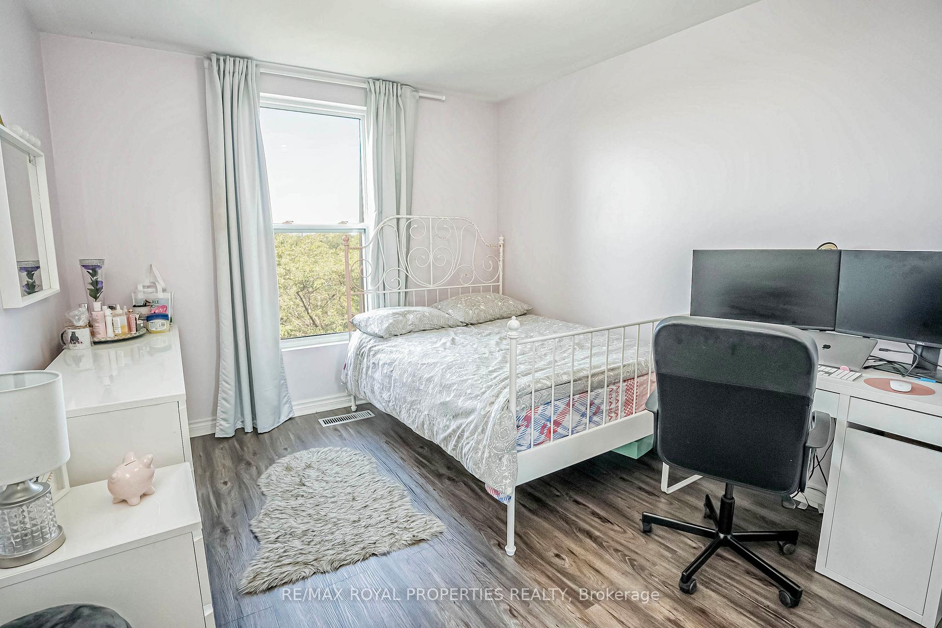 Photo 24 of Unit 297, 165 Cherokee Boulevard, North York, Pleasant View — HOMEH