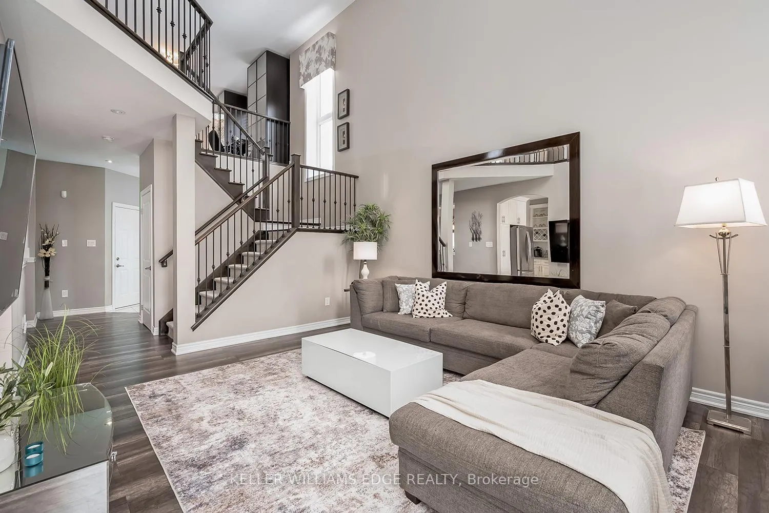 Photo 23 of 168 Echovalley Drive, Hamilton, Stoney Creek Mountain — HOMEH