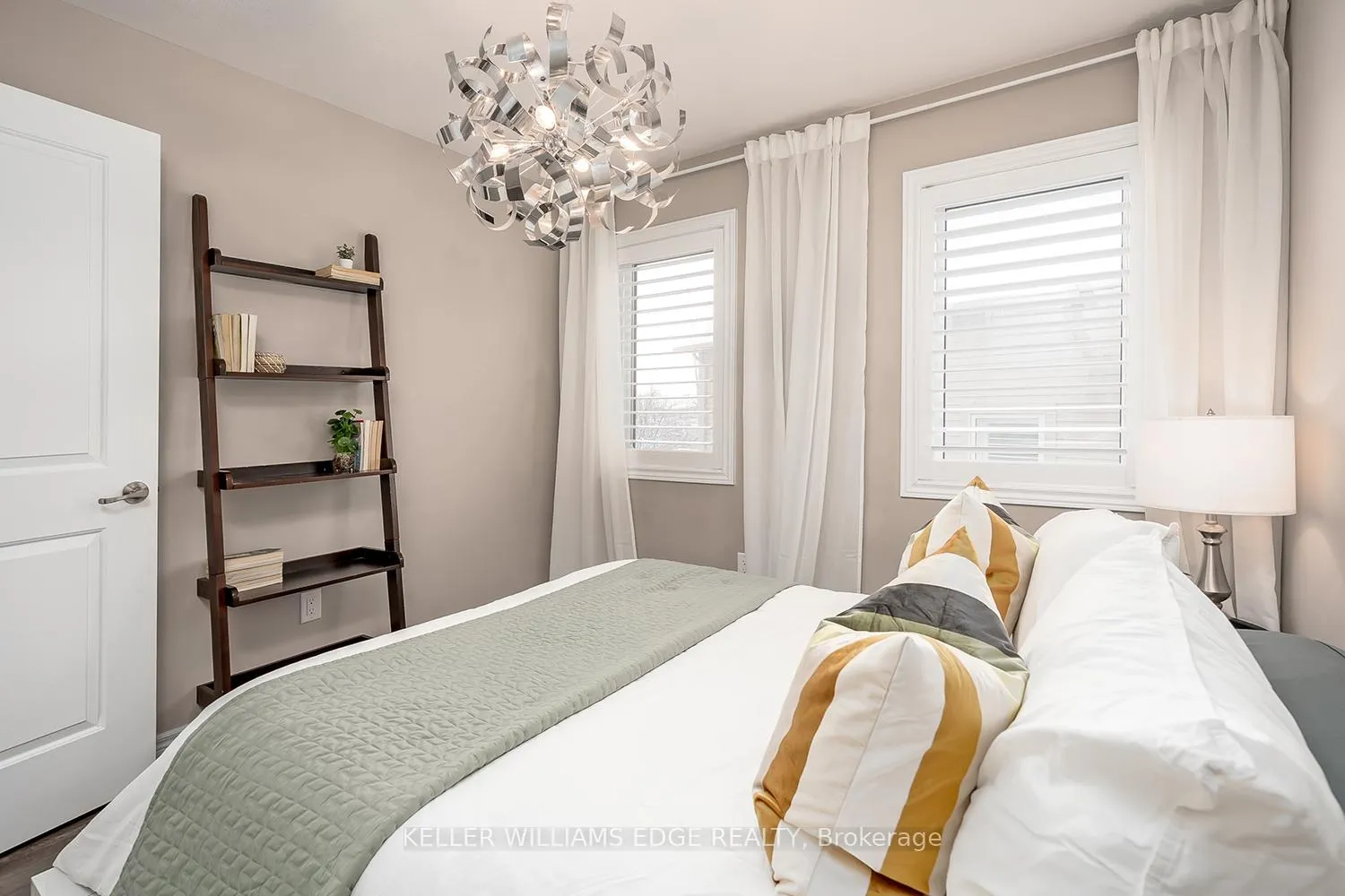 Photo 34 of 168 Echovalley Drive, Hamilton, Stoney Creek Mountain — HOMEH