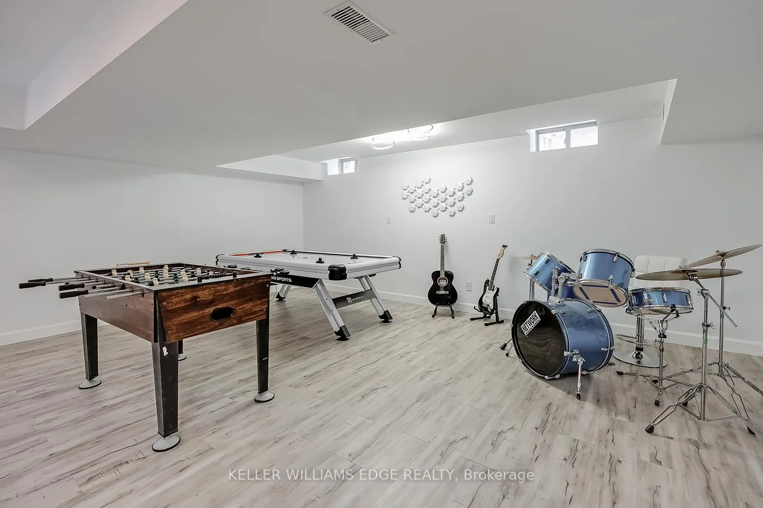 Photo 41 of 168 Echovalley Drive, Hamilton, Stoney Creek Mountain — HOMEH