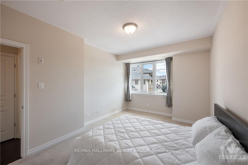 Photo 16 of Unit E, 1032 BERYL Private, Ottawa, Riverside South/Gloucester Glen — HOMEH