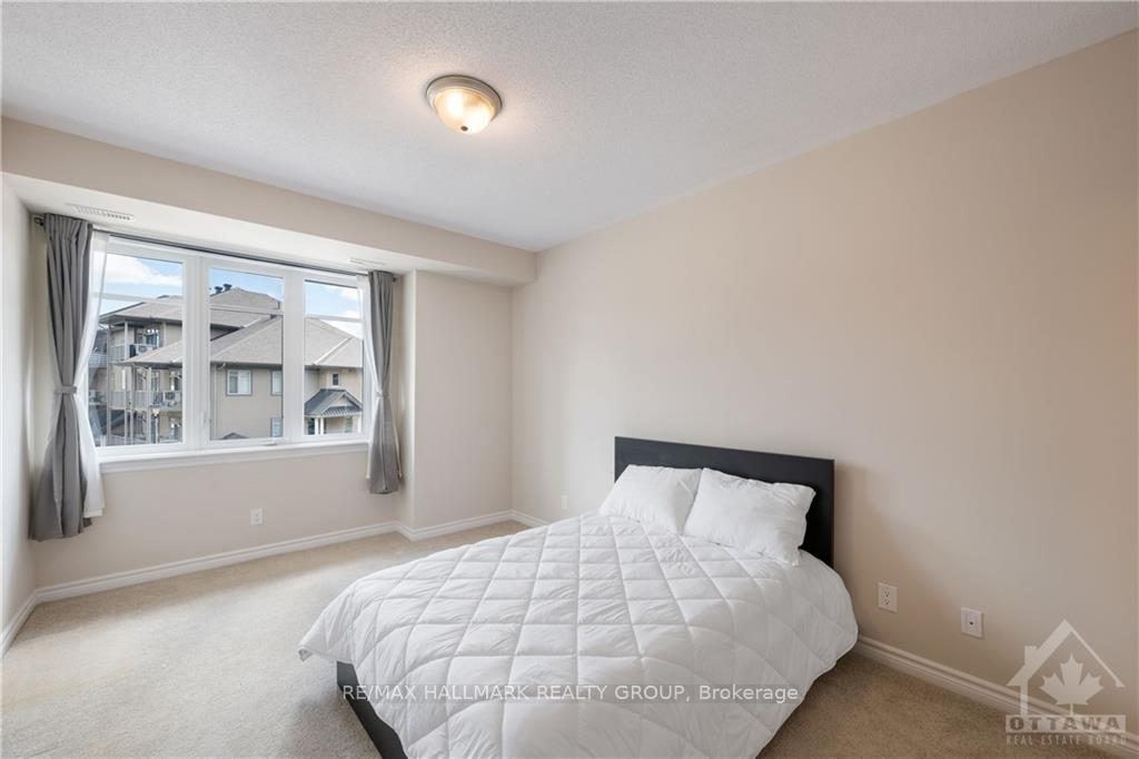 Photo 17 of Unit E, 1032 BERYL Private, Ottawa, Riverside South/Gloucester Glen — HOMEH