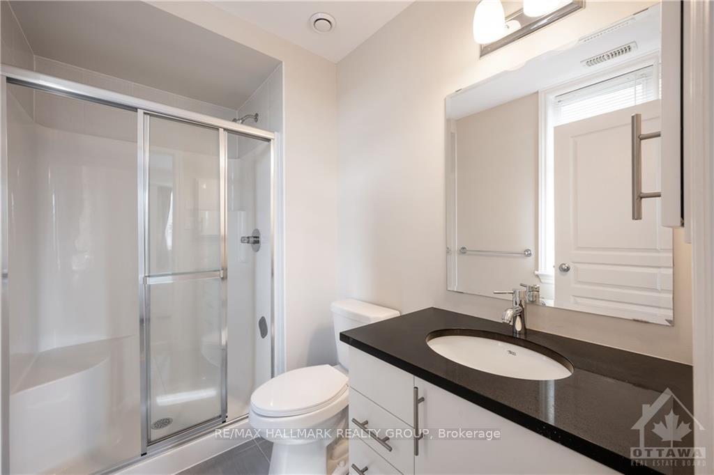 Photo 18 of Unit E, 1032 BERYL Private, Ottawa, Riverside South/Gloucester Glen — HOMEH