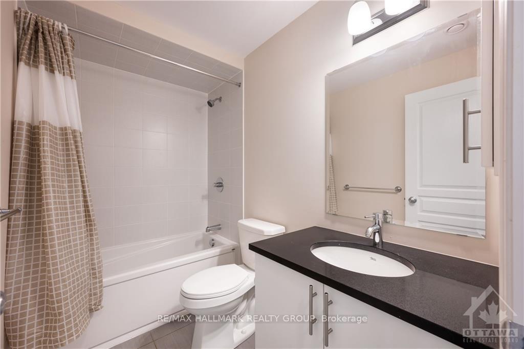 Photo 23 of Unit E, 1032 BERYL Private, Ottawa, Riverside South/Gloucester Glen — HOMEH