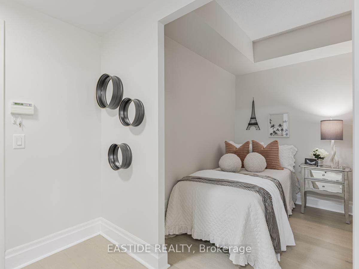 Photo 6 of Unit 607, 131 Upper Duke Crescent, Markham, Unionville — HOMEH