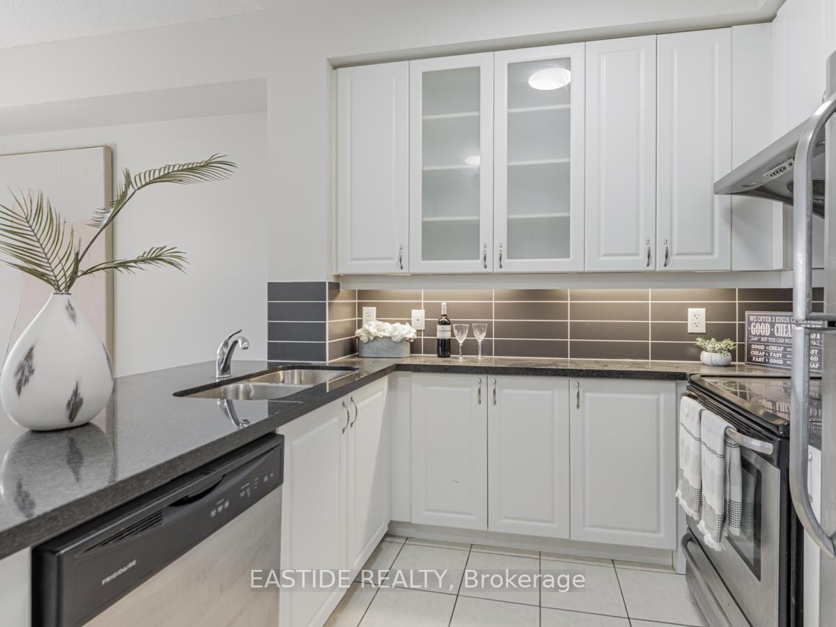 Photo 9 of Unit 607, 131 Upper Duke Crescent, Markham, Unionville — HOMEH