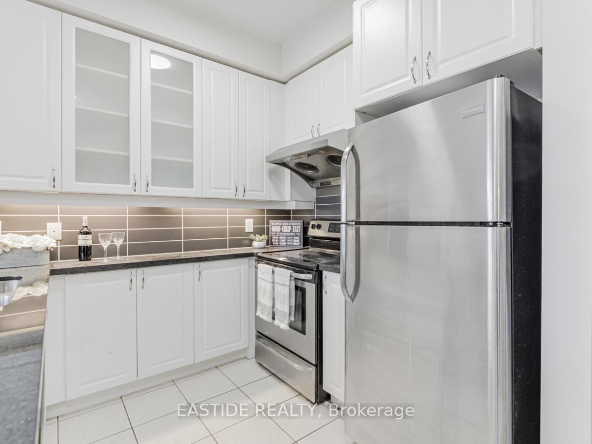 Photo 10 of Unit 607, 131 Upper Duke Crescent, Markham, Unionville — HOMEH