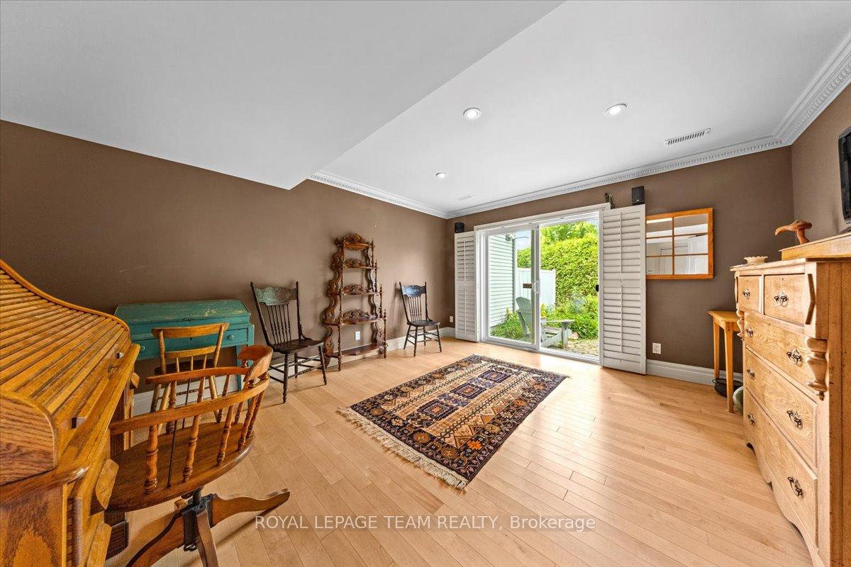Photo 22 of Unit 14, 27 Forsyth Lane, Ottawa, Crystal Beach — HOMEH