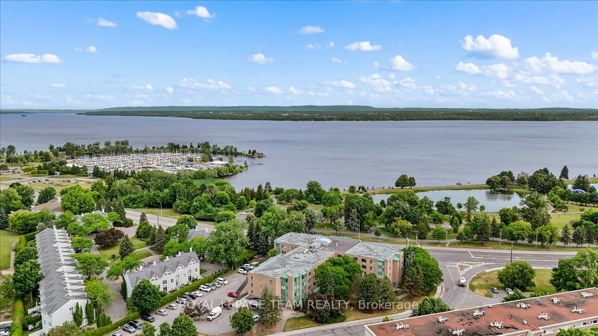 Photo 46 of Unit 14, 27 Forsyth Lane, Ottawa, Crystal Beach — HOMEH