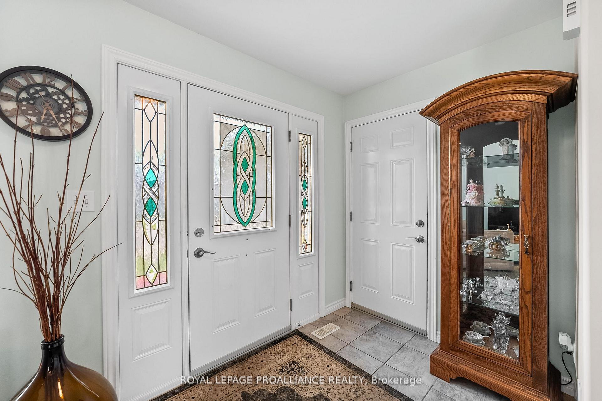 Photo 5 of 254 Raglan Street, Brighton — HOMEH