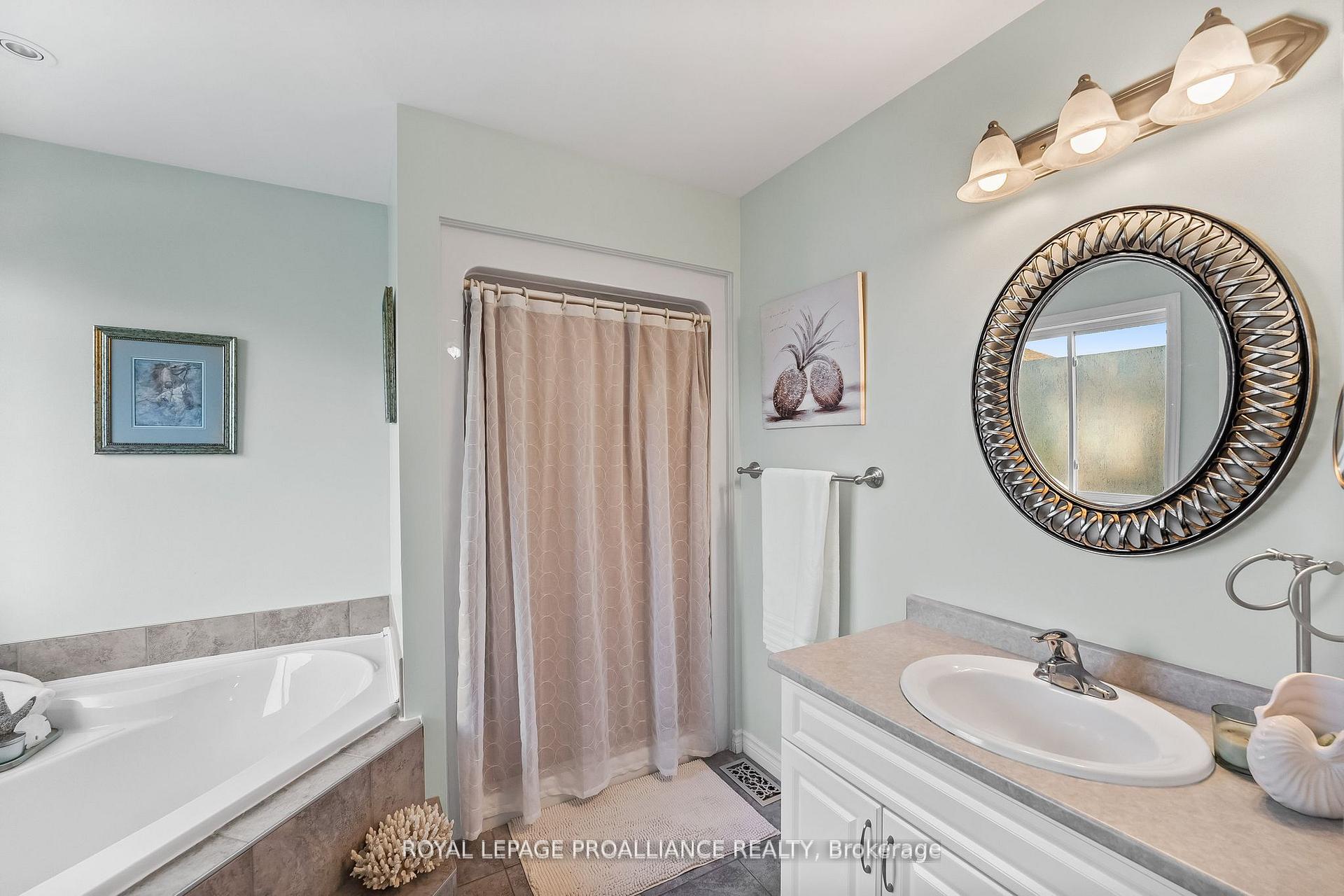 Photo 20 of 254 Raglan Street, Brighton — HOMEH