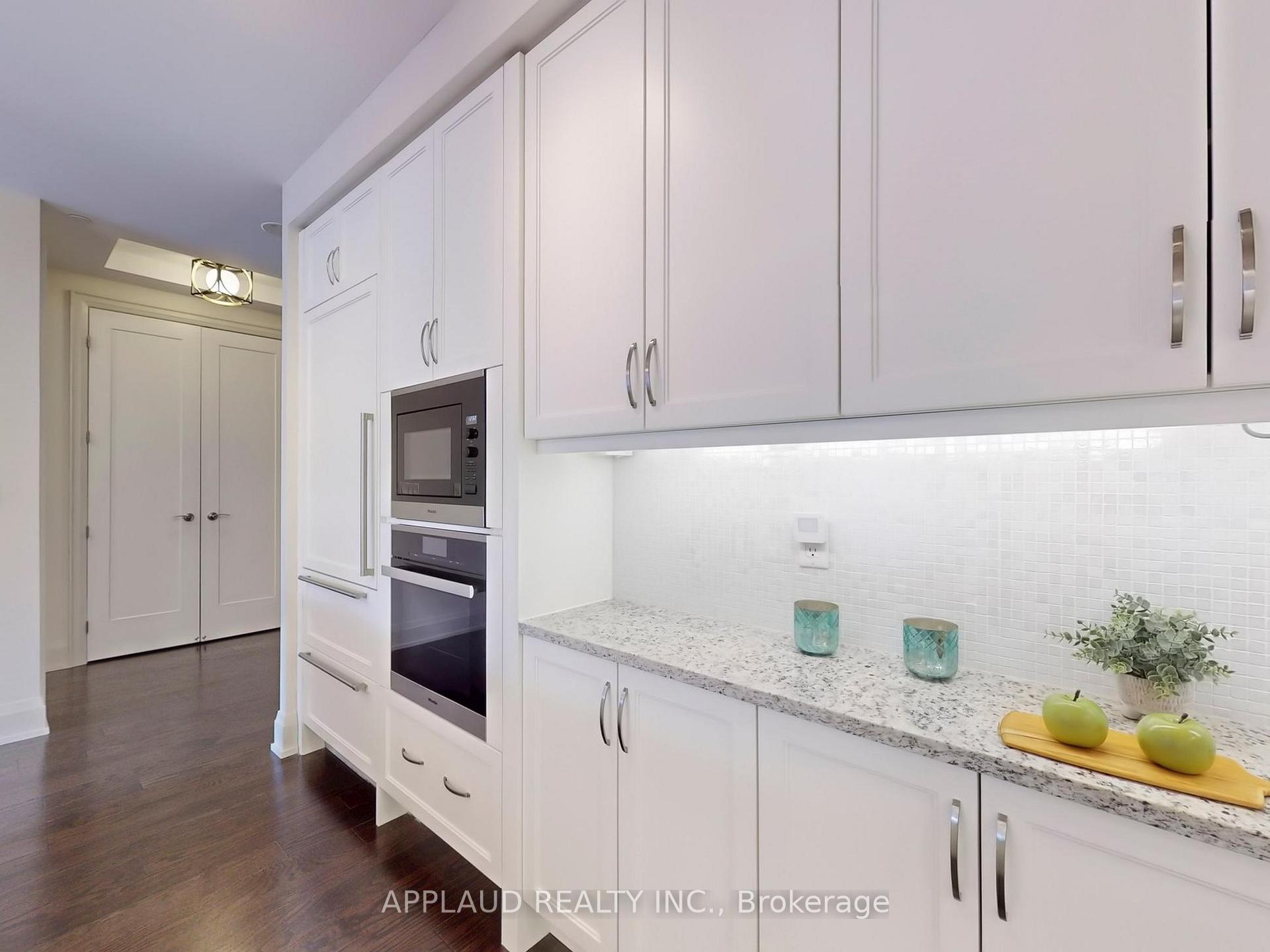 Photo 4 of Unit 318, 20 Fred Varley Drive, Markham, Unionville — HOMEH