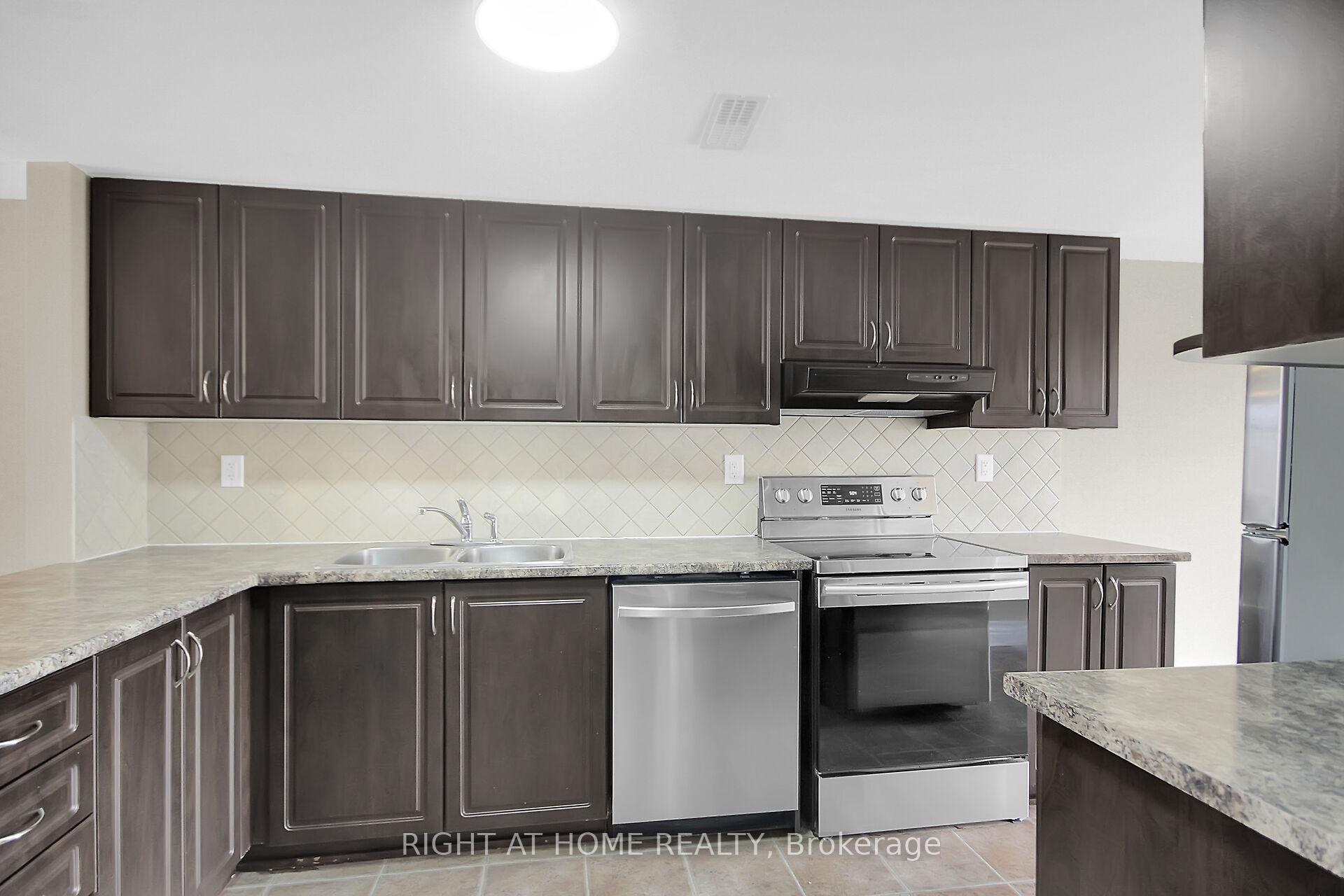 Photo 24 of Unit D, 1120 Klondike Road, Ottawa, Kanata - Morgan's Grant/South March — HOMEH