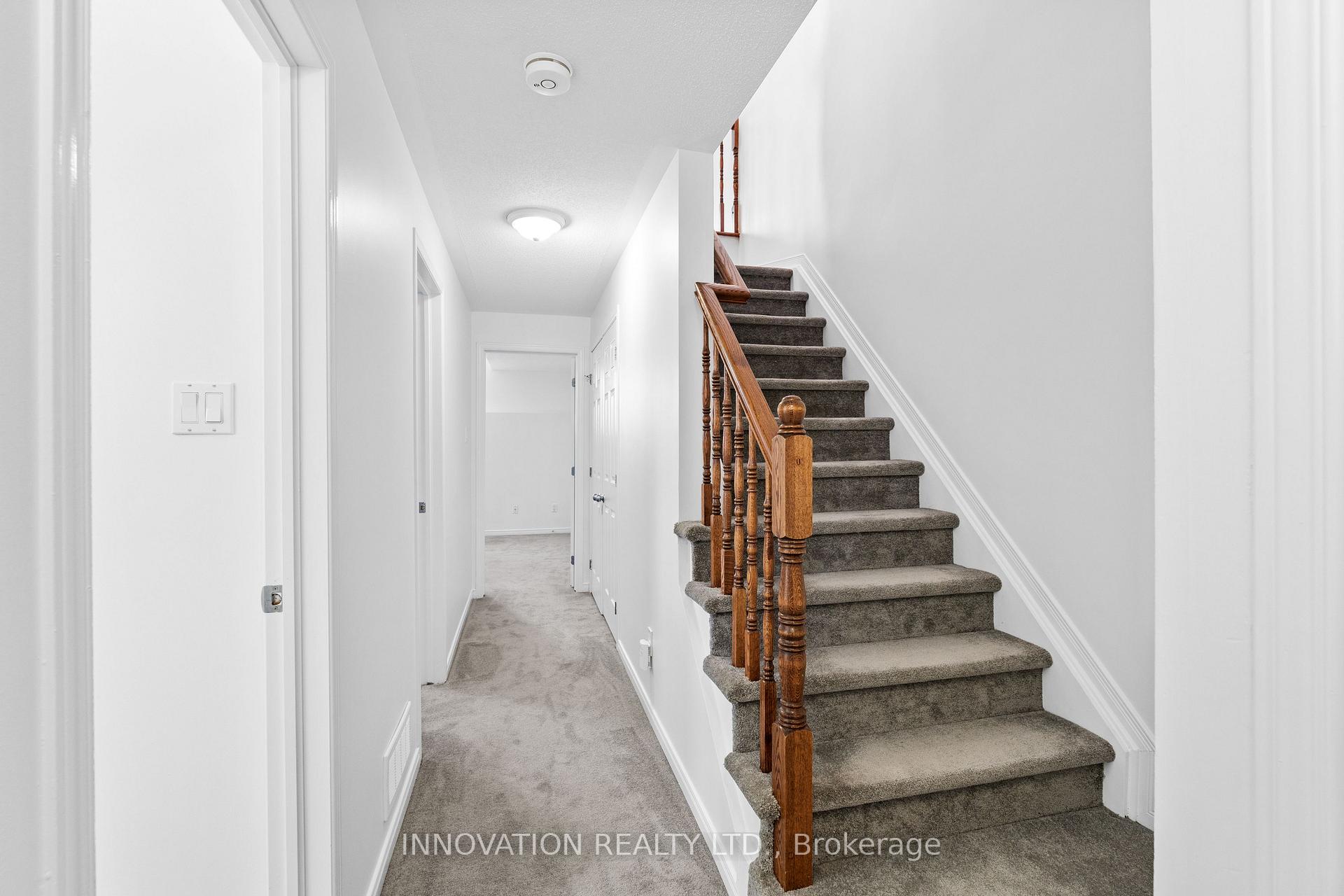 Photo 15 of 1032 Redtail Private, Ottawa, Cyrville — HOMEH