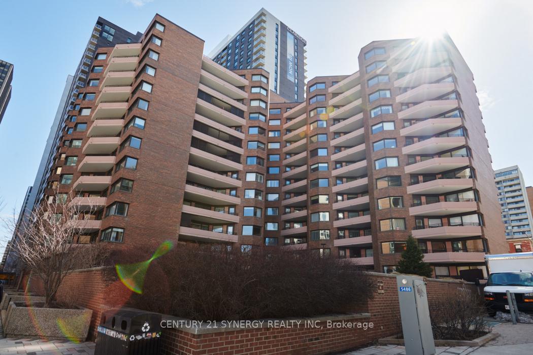Front of Unit 202, 151 Bay Street