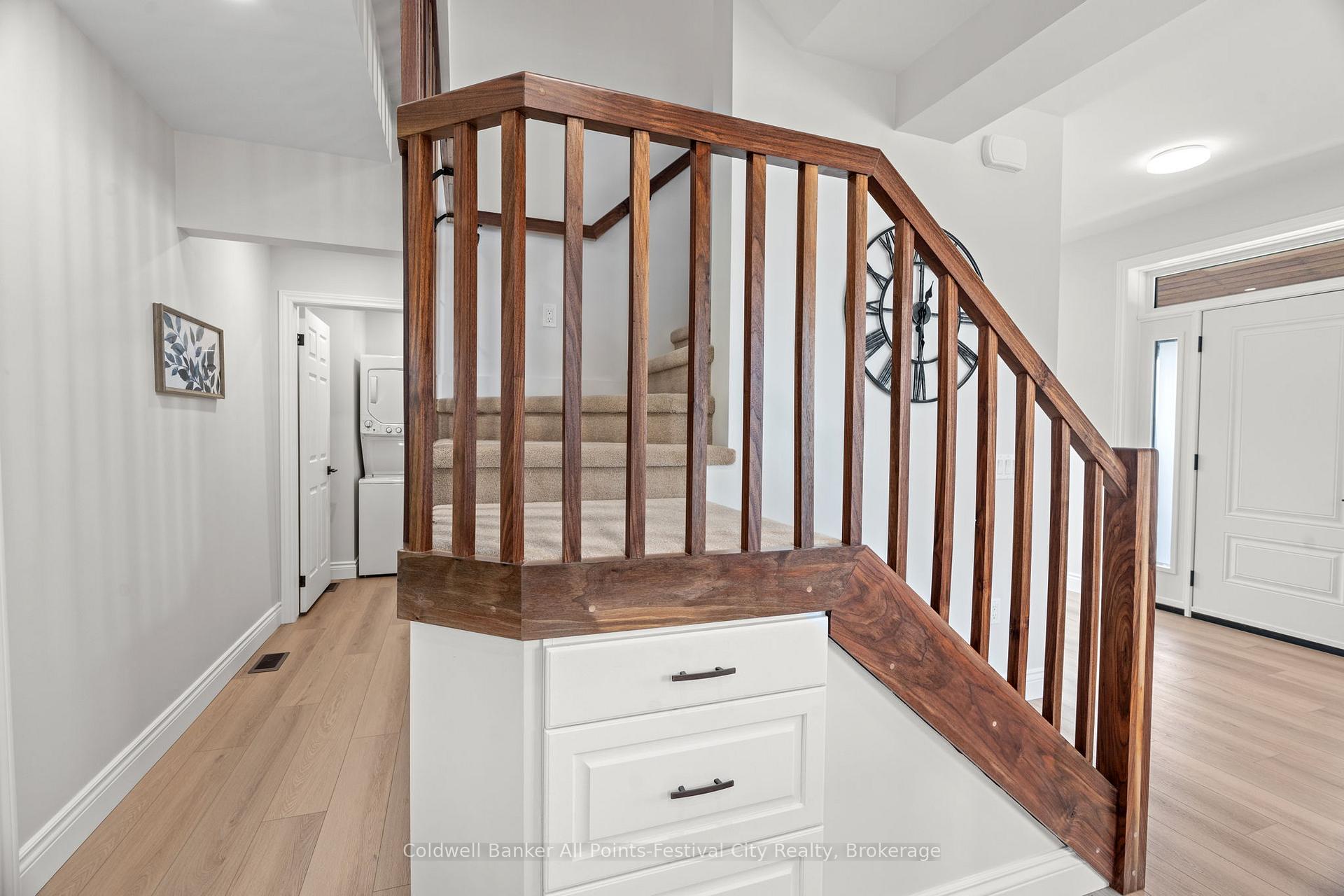 Photo 16 of 82 Gloucester Terrace, Goderich, Goderich (Town) — HOMEH