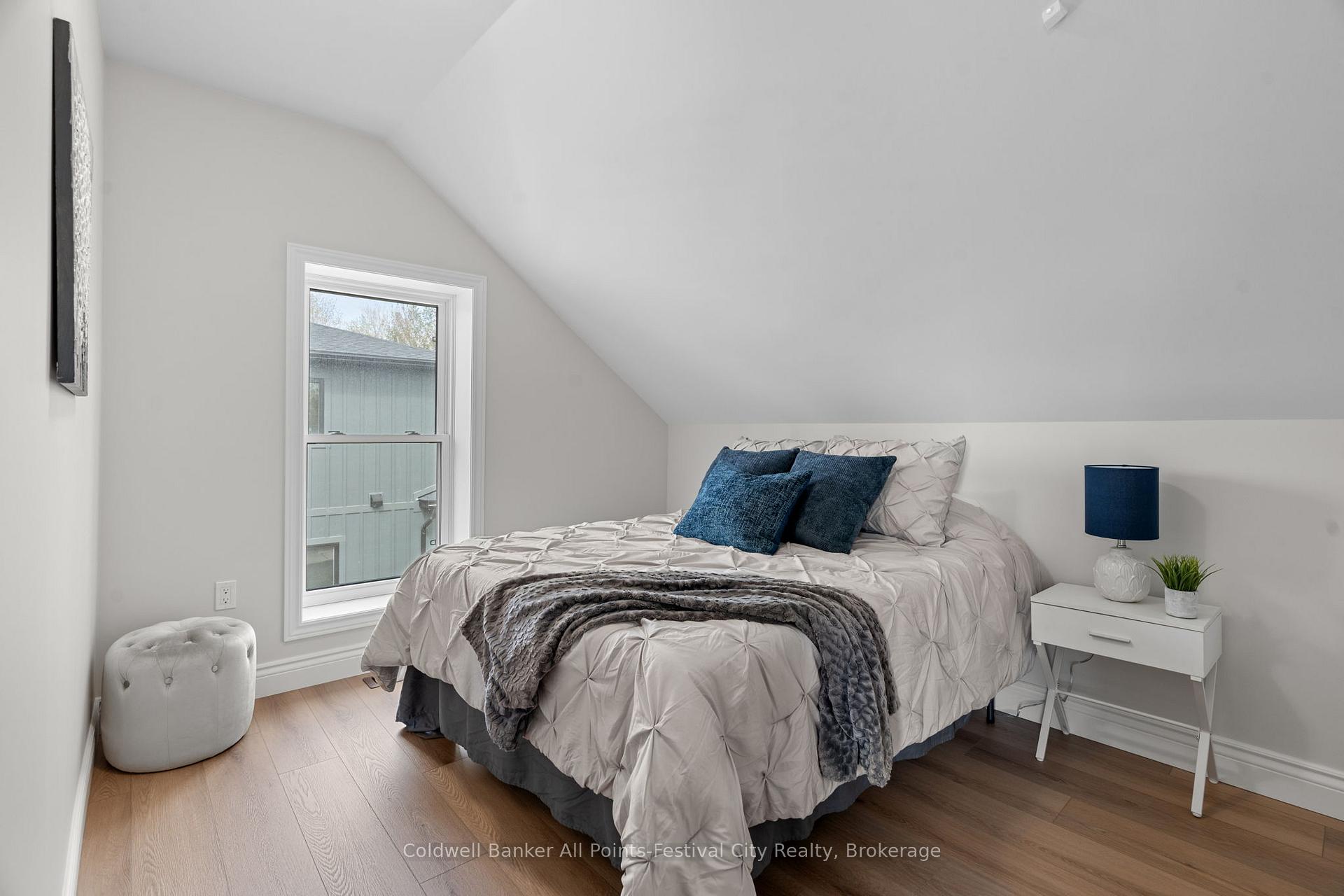 Photo 23 of 82 Gloucester Terrace, Goderich, Goderich (Town) — HOMEH