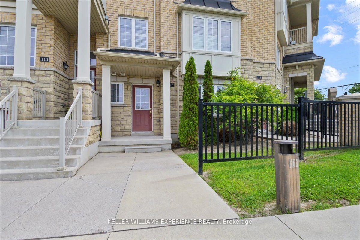Photo 2 of Unit 11, 113 Chapman Drive, Ajax, Central — HOMEH