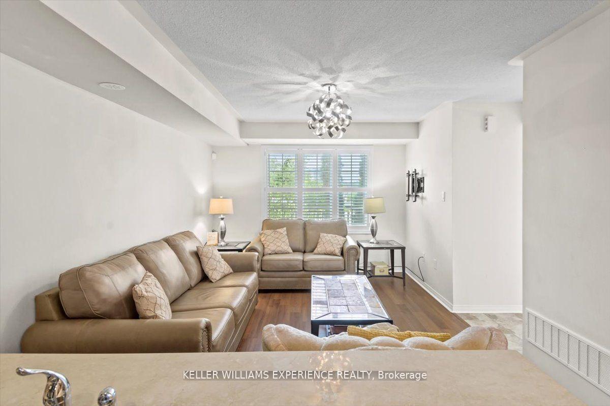 Photo 3 of Unit 11, 113 Chapman Drive, Ajax, Central — HOMEH