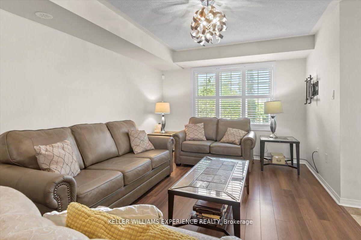 Photo 4 of Unit 11, 113 Chapman Drive, Ajax, Central — HOMEH