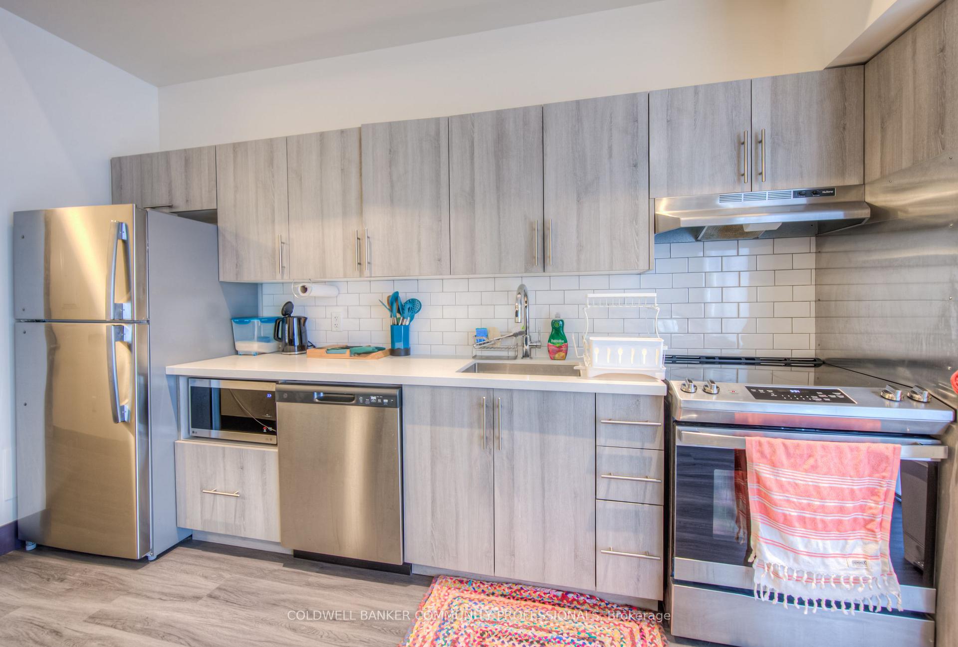 Photo 16 of Unit 305, 121 King Street E, Hamilton, Beasley — HOMEH