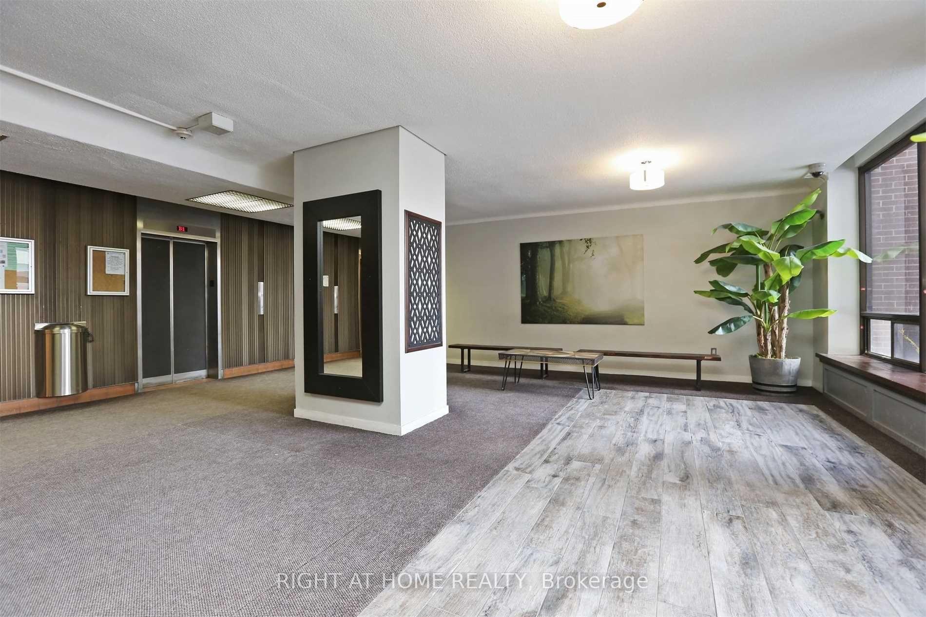 Photo 2 of Unit 717, 5 Massey Square, Toronto, Crescent Town — HOMEH