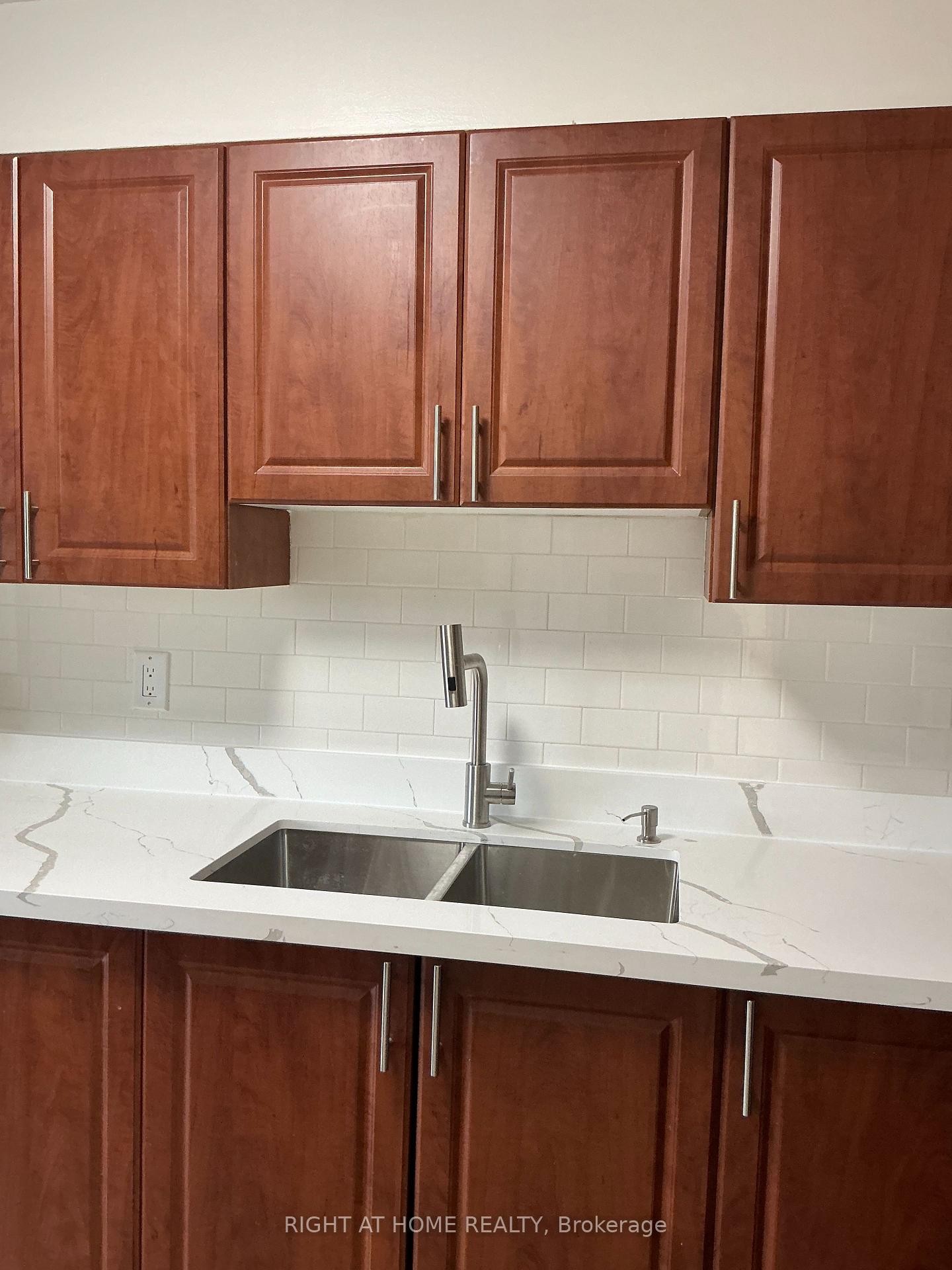 Photo 11 of Unit 717, 5 Massey Square, Toronto, Crescent Town — HOMEH