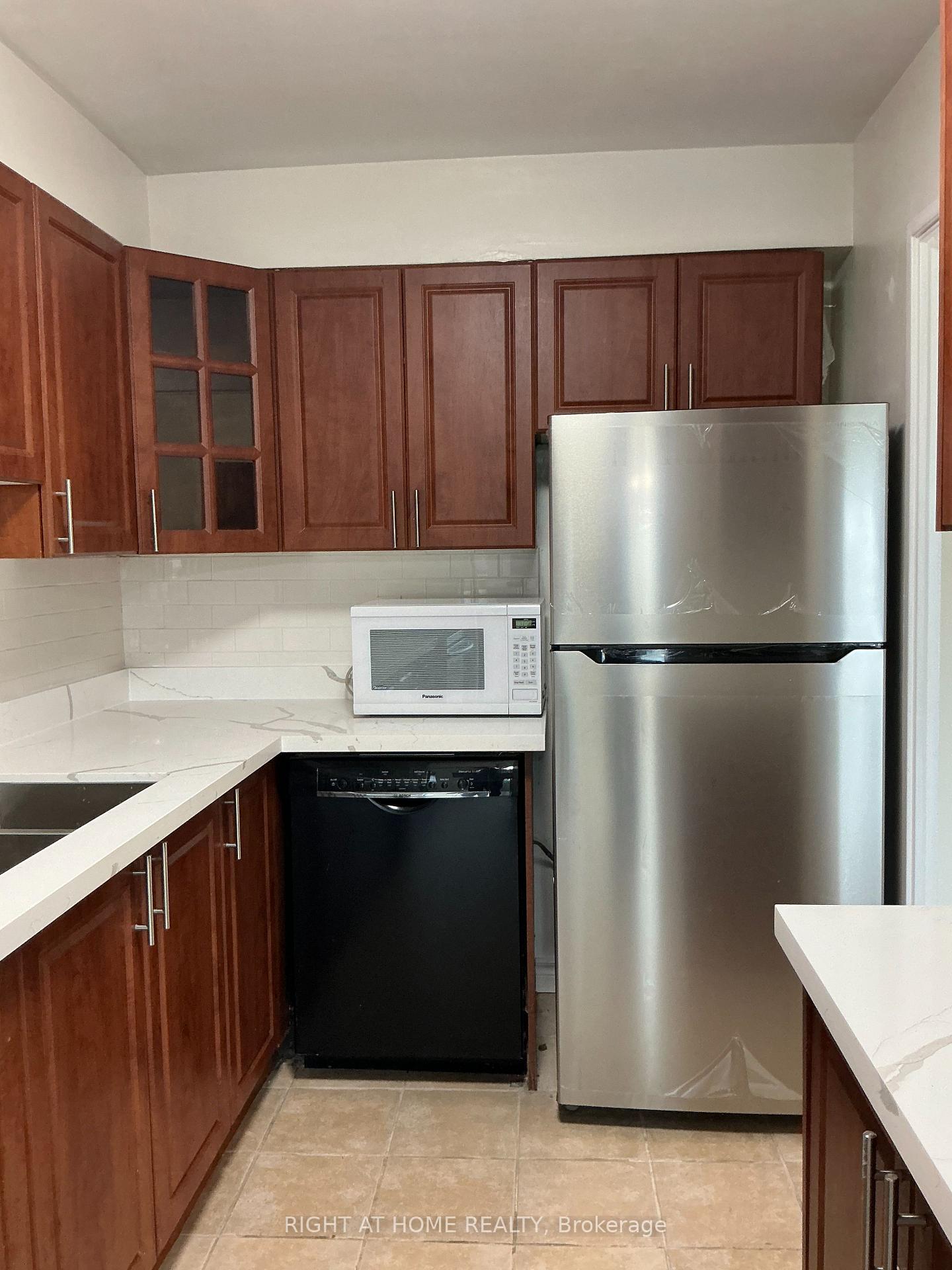 Photo 14 of Unit 717, 5 Massey Square, Toronto, Crescent Town — HOMEH