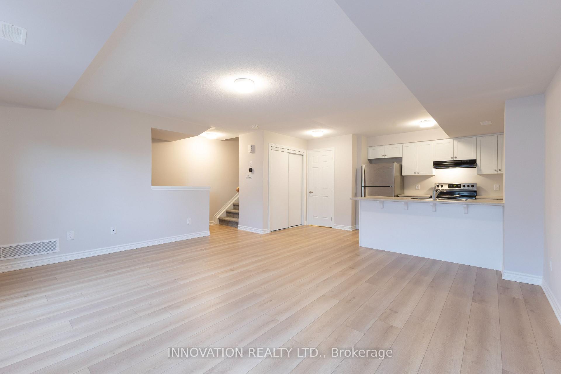 Photo 6 of 113 Pilot Private, Ottawa, Kanata - Emerald Meadows/Trailwest — HOMEH