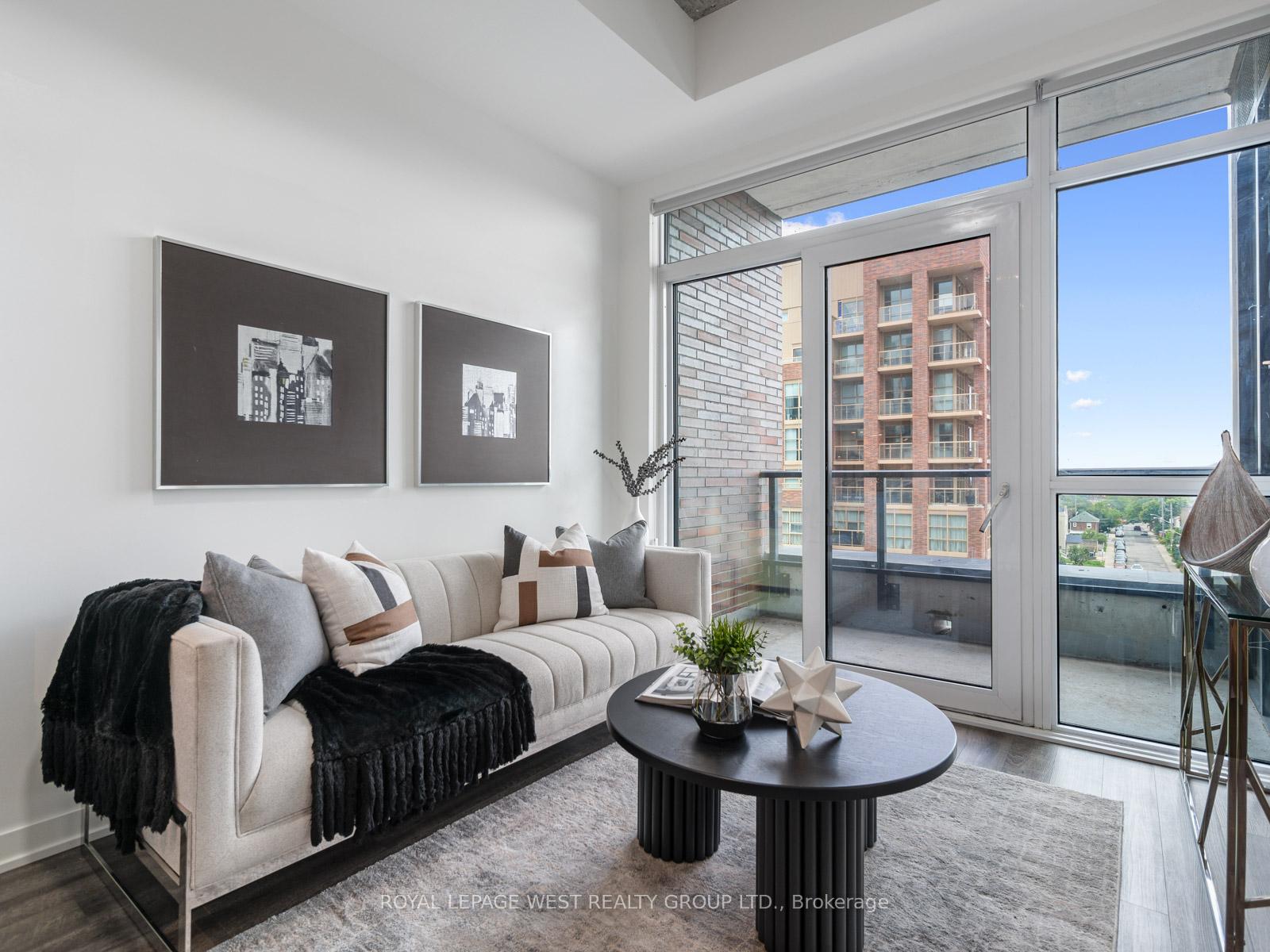 Front of Unit 713, 1808 St. Clair Avenue W