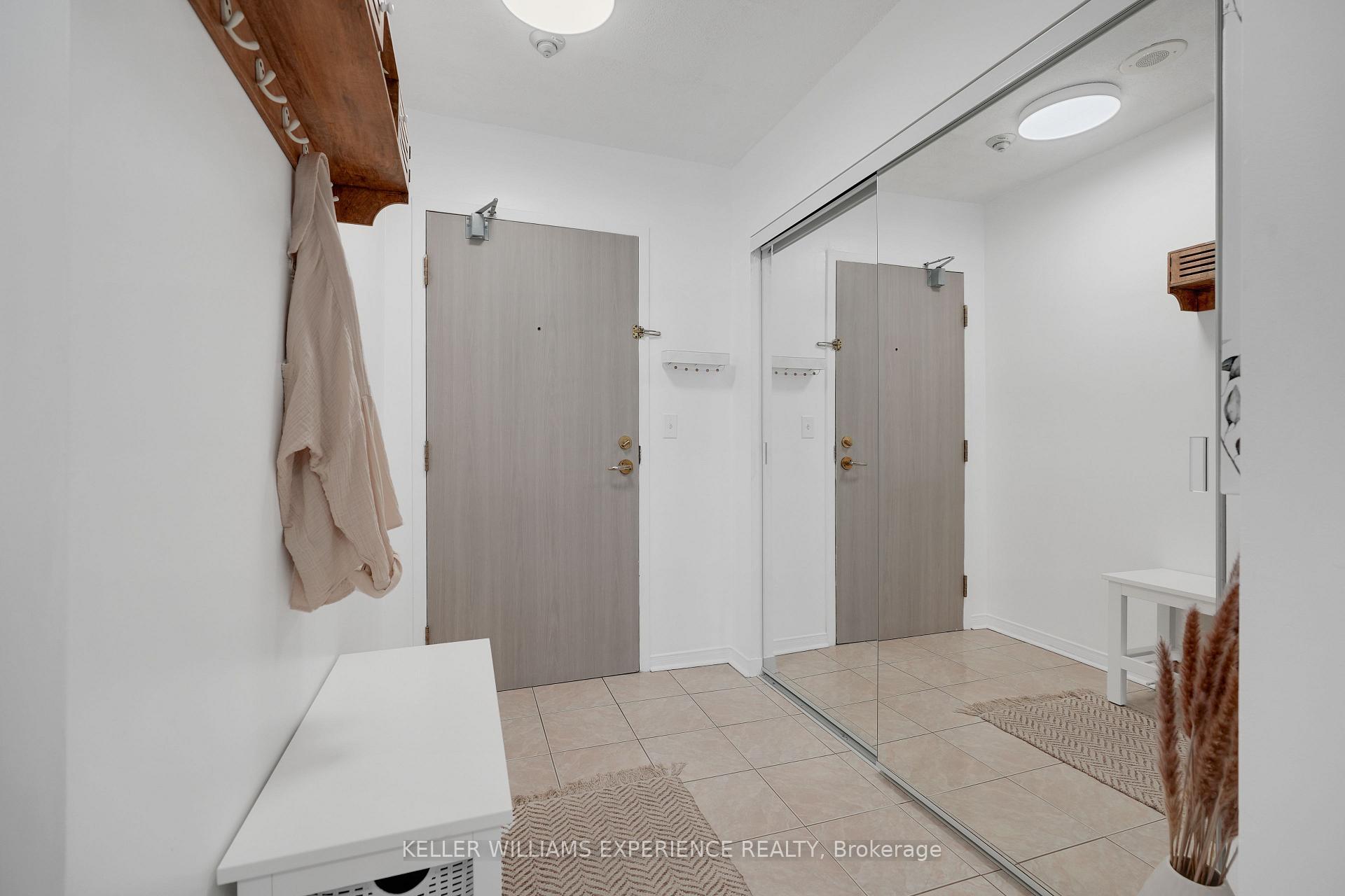 Photo 6 of Unit 903, 150 Dunlop Street E, Barrie, City Centre — HOMEH