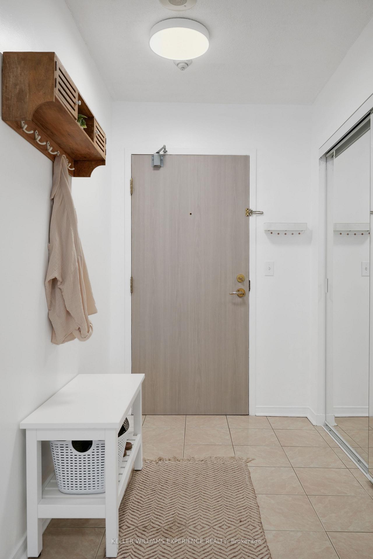 Photo 8 of Unit 903, 150 Dunlop Street E, Barrie, City Centre — HOMEH