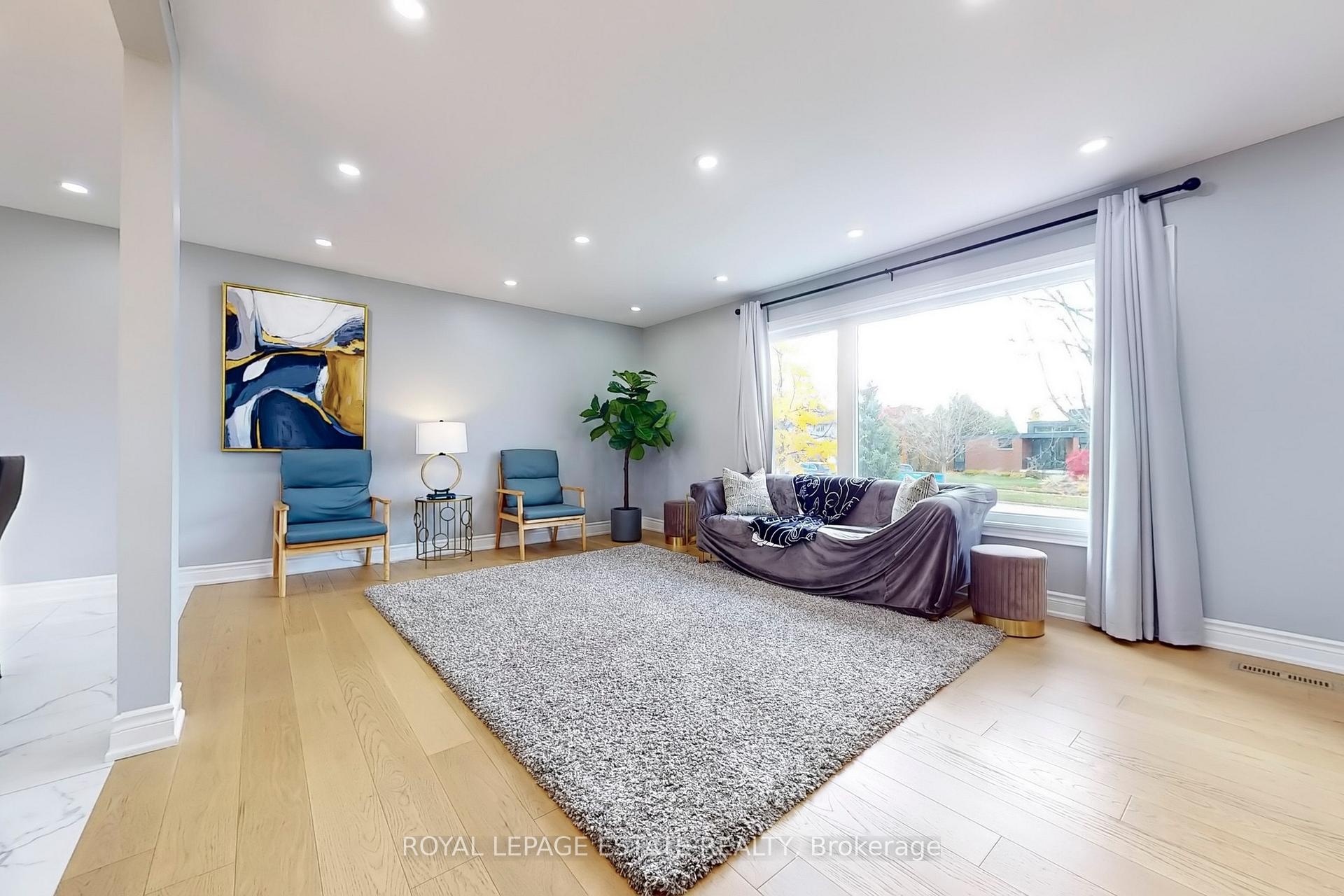 Photo 10 of 23 Crawford Drive, Ajax, South East — HOMEH