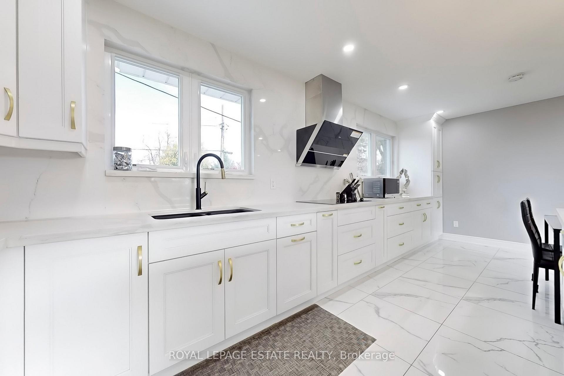 Photo 8 of 23 Crawford Drive, Ajax, South East — HOMEH