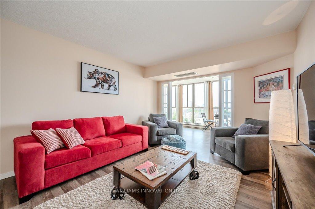 Front of Unit 1101, 265 Westcourt Place