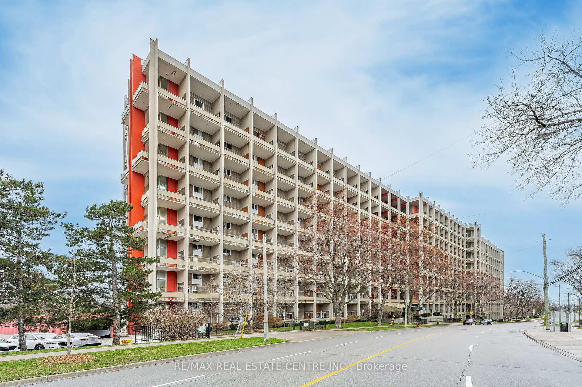 Front of Unit 141, 350 Quigley Road