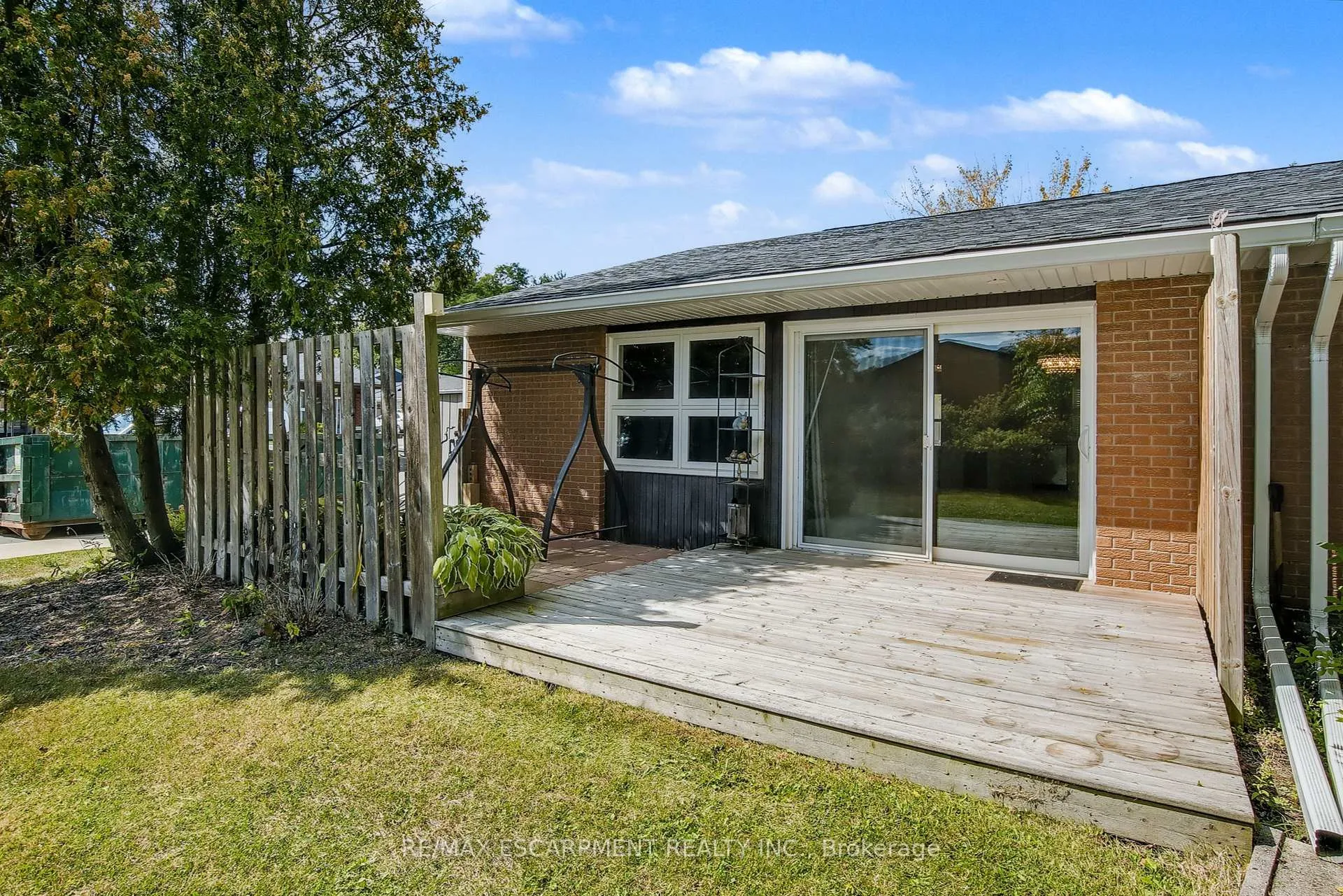 Photo 21 of 47 Szollosy Circle, Hamilton, Kennedy — HOMEH