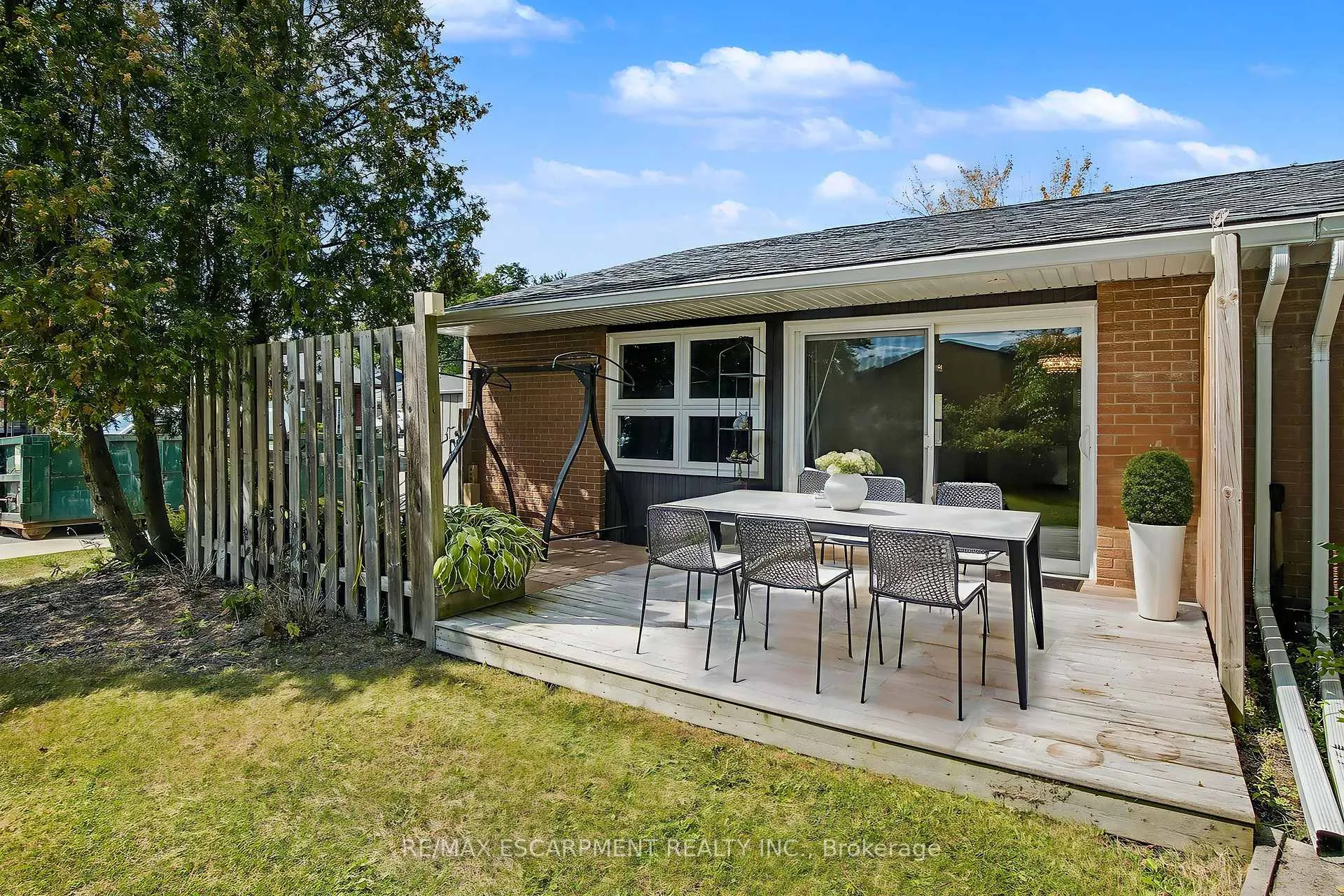 Photo 22 of 47 Szollosy Circle, Hamilton, Kennedy — HOMEH