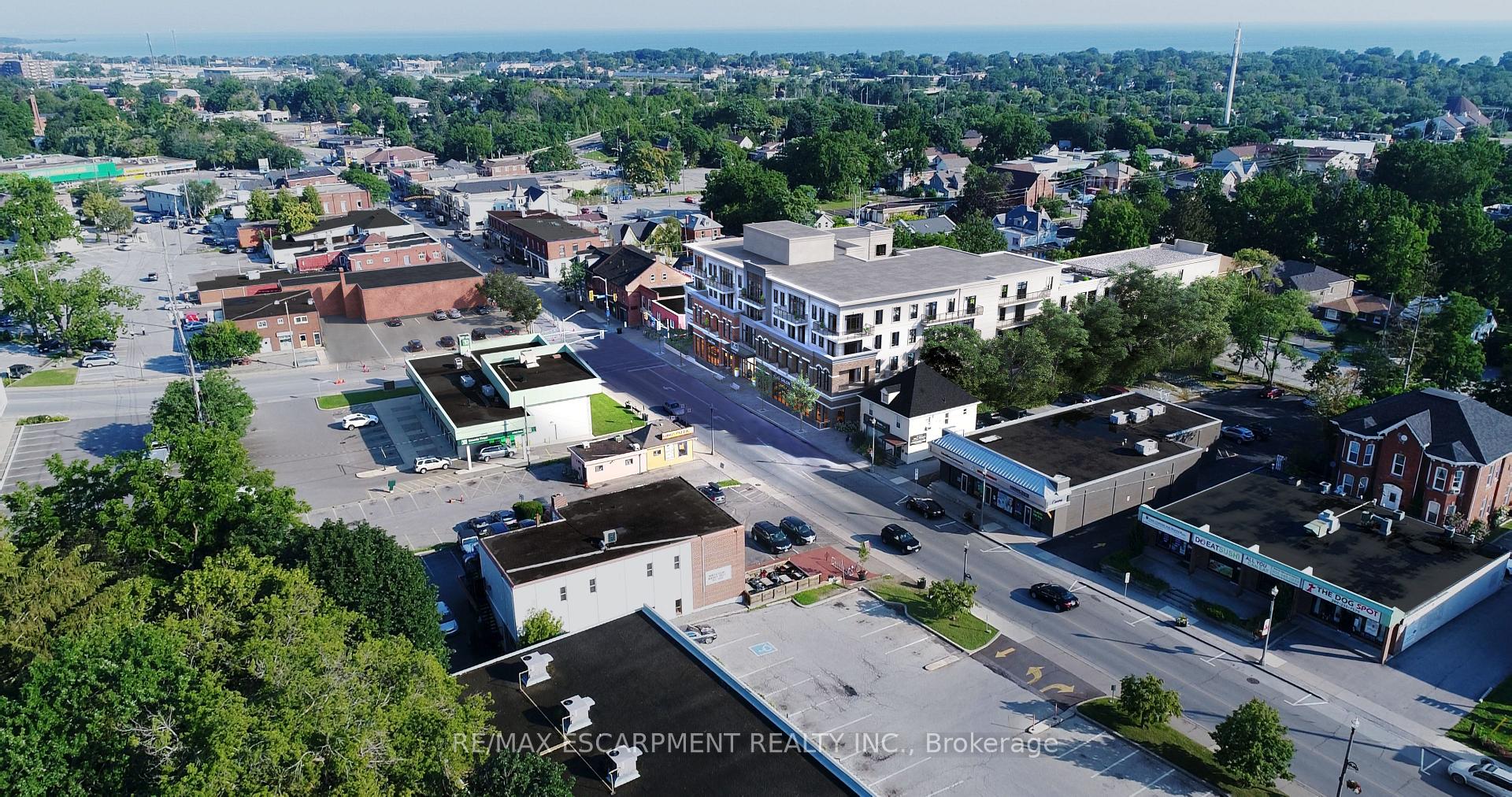 Photo 8 of Unit 322, 21 Main Street E, Grimsby, Grimsby East — HOMEH