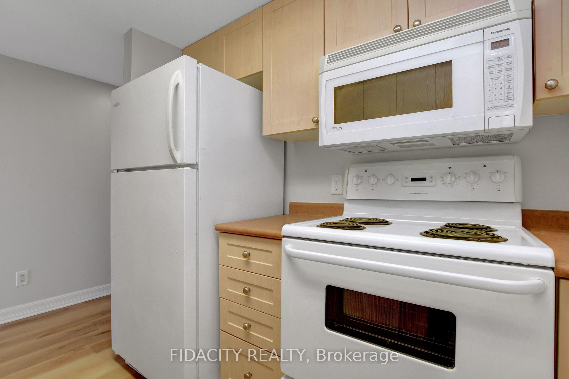 Photo 12 of Unit 6C, 310 Central Park Drive, Ottawa, Central Park — HOMEH