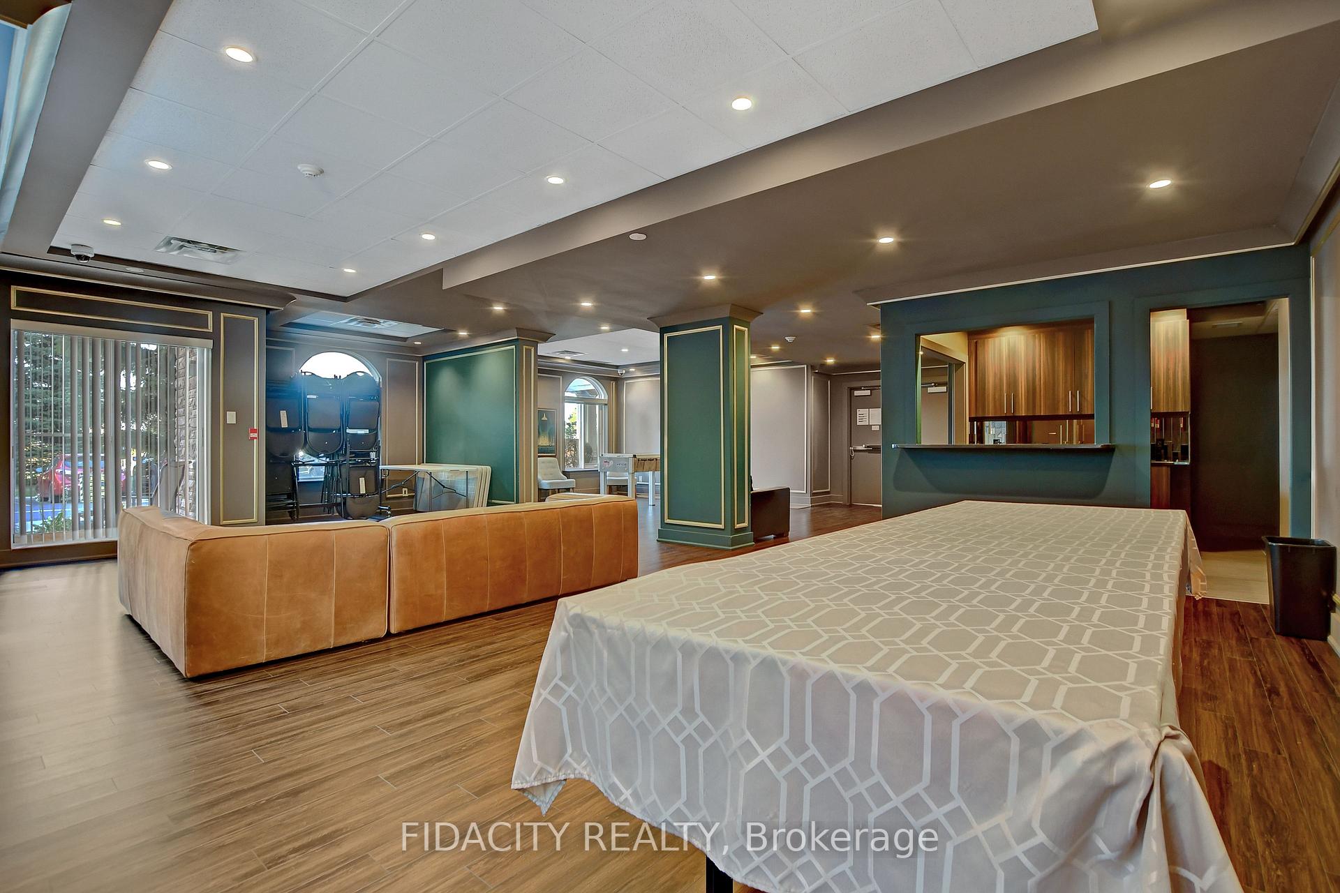 Photo 22 of Unit 6C, 310 Central Park Drive, Ottawa, Central Park — HOMEH