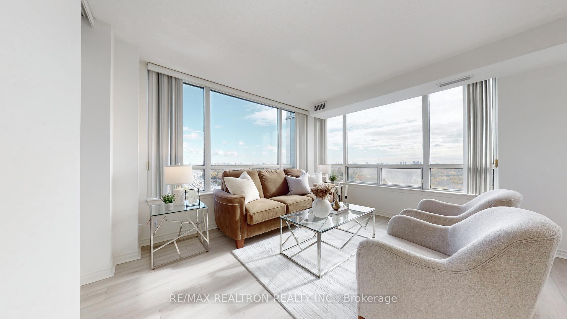 Photo 10 of Unit 1707, 3 Rean Drive, North York, Bayview Village — HOMEH