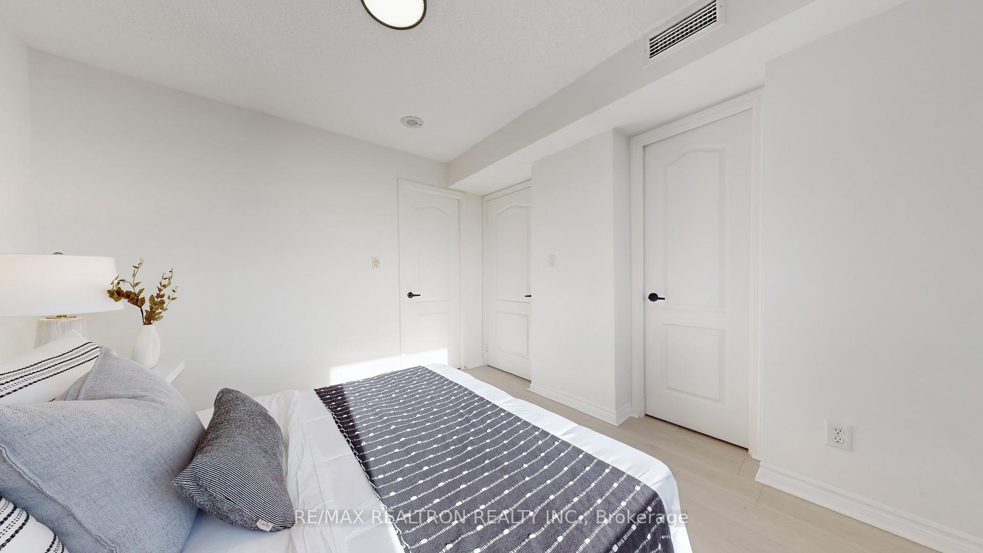 Photo 22 of Unit 1707, 3 Rean Drive, North York, Bayview Village — HOMEH