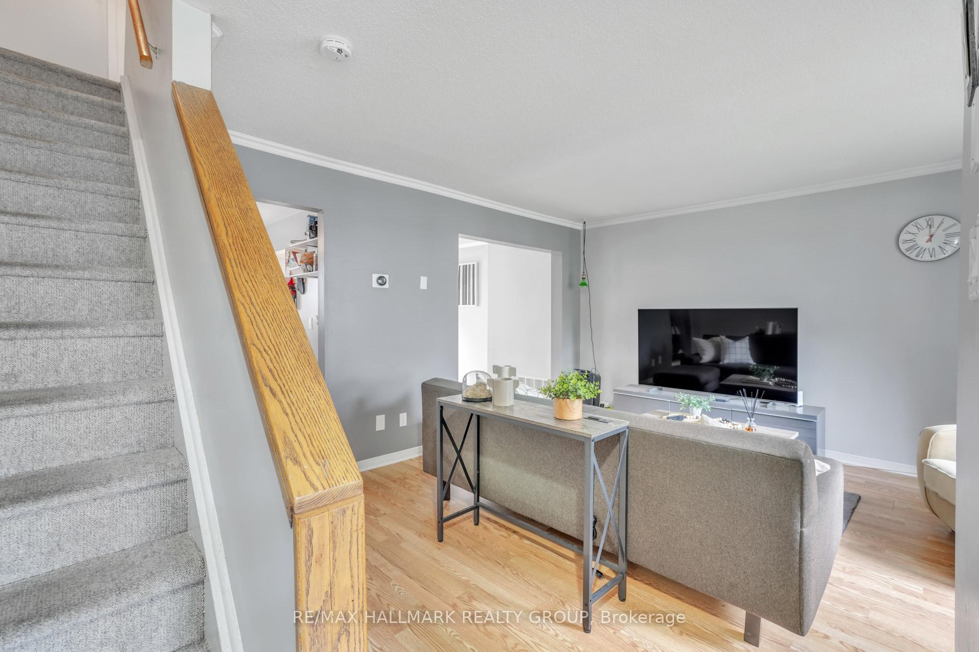 Photo 5 of 3190 Bannon Way, Ottawa, Blossom Park/Kemp Park/Findlay Creek — HOMEH